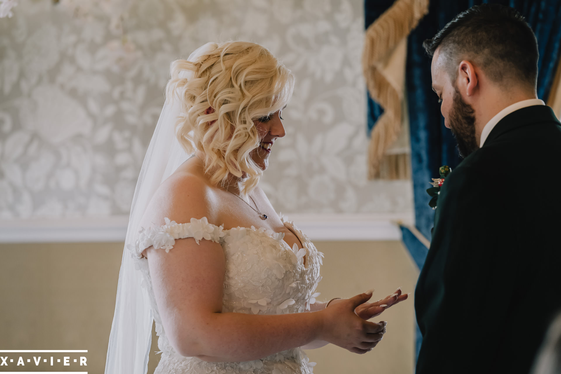 bride groom exchange rings